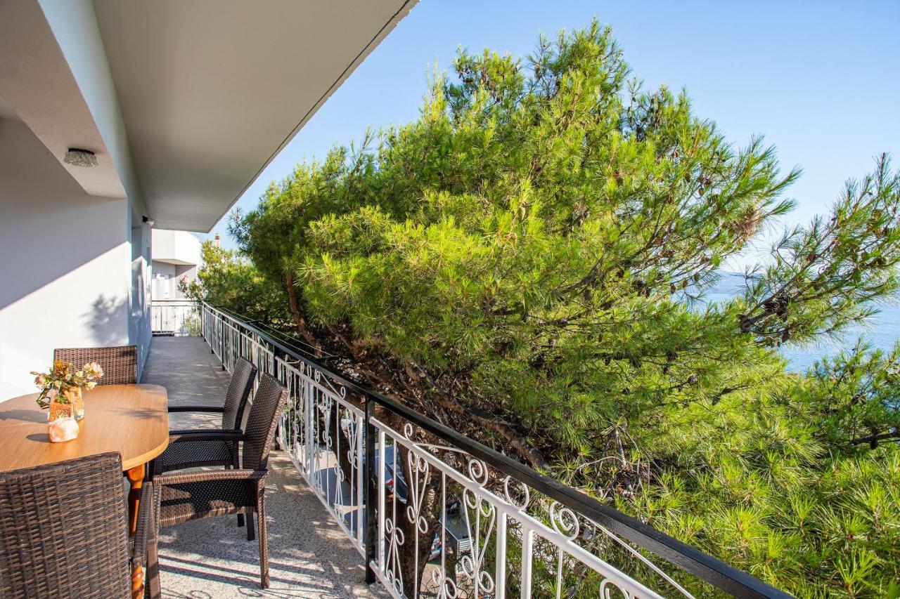 Apartments Adisa オミシュ エクステリア 写真
